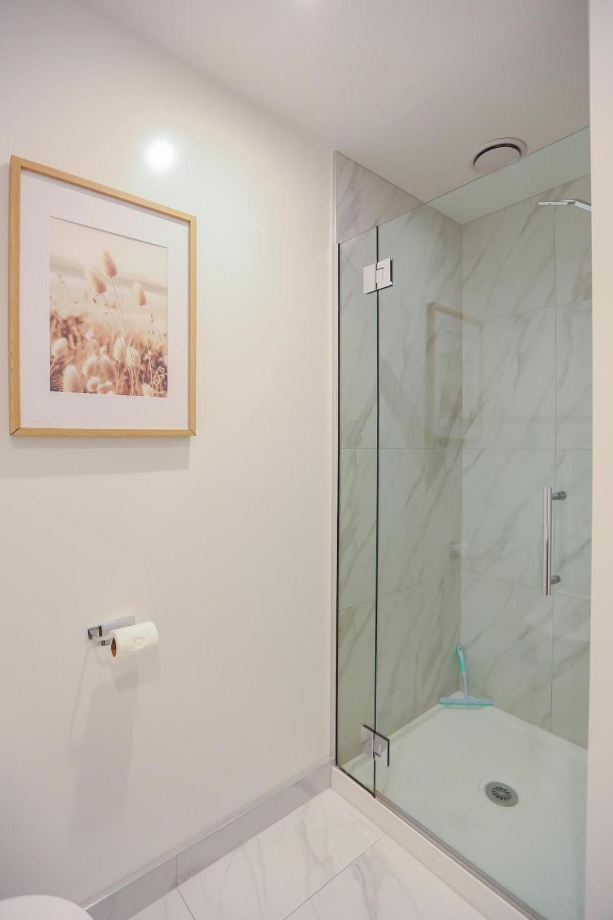 Apartment Cbd Heaven! Free Parking! *